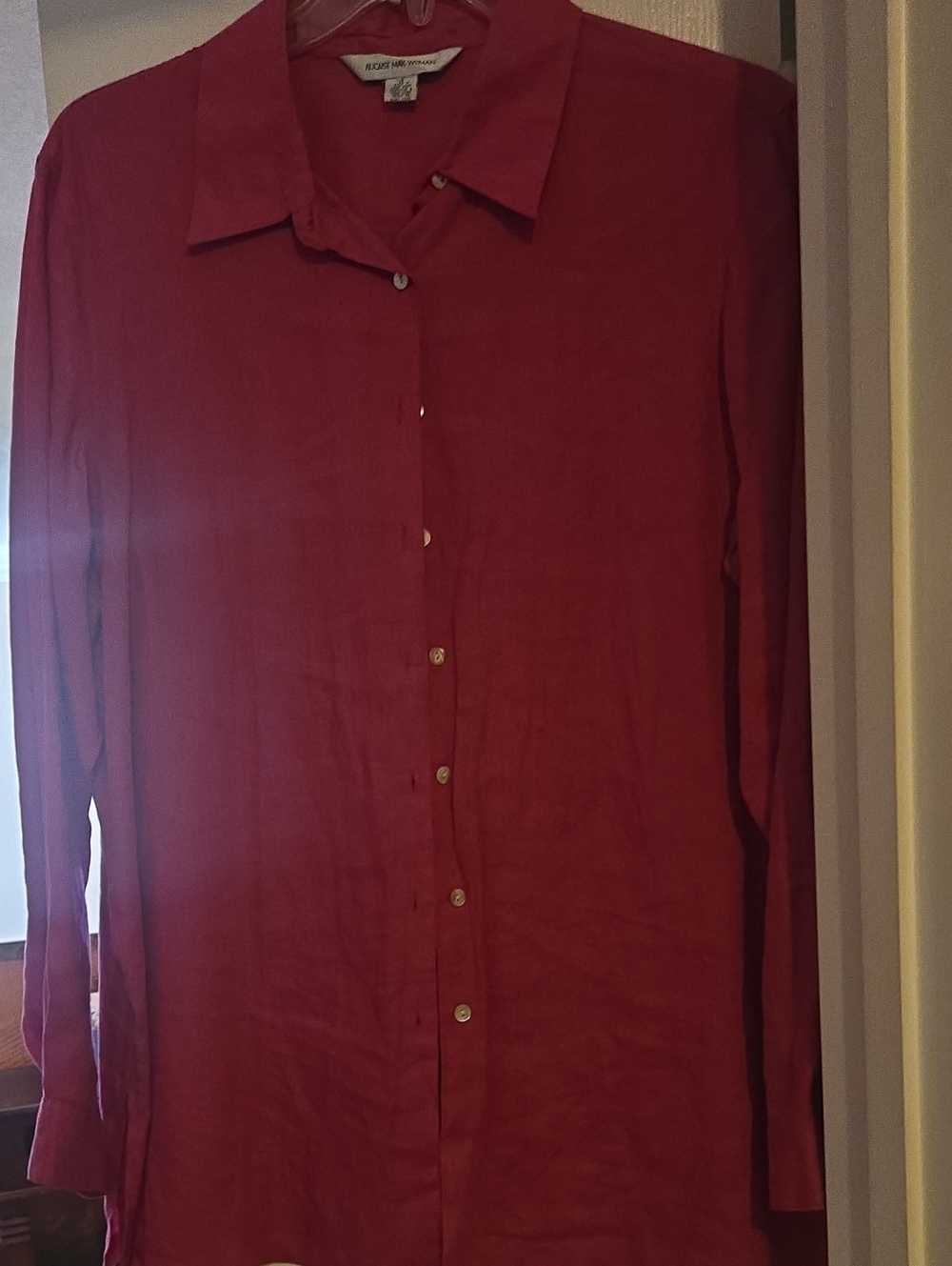August Max Long-Sleeve LINEN Button Front Blouse in Deep Red